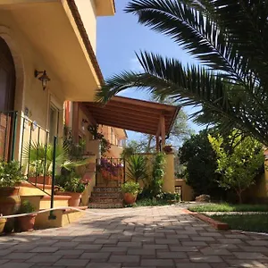 https://villa-rahal.sicilyhotelsitaly.net